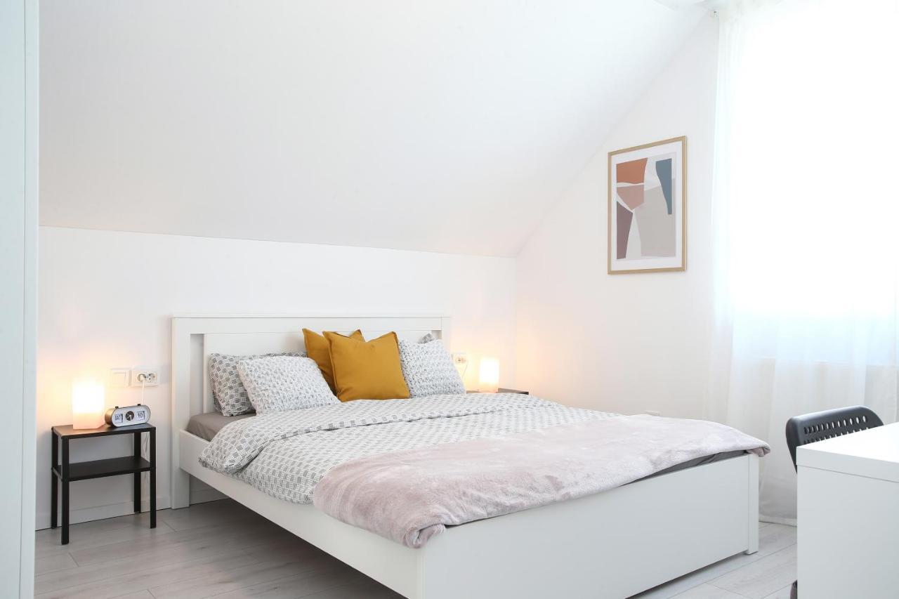 White Rooms Arena Zagrzeb Zewnętrze zdjęcie